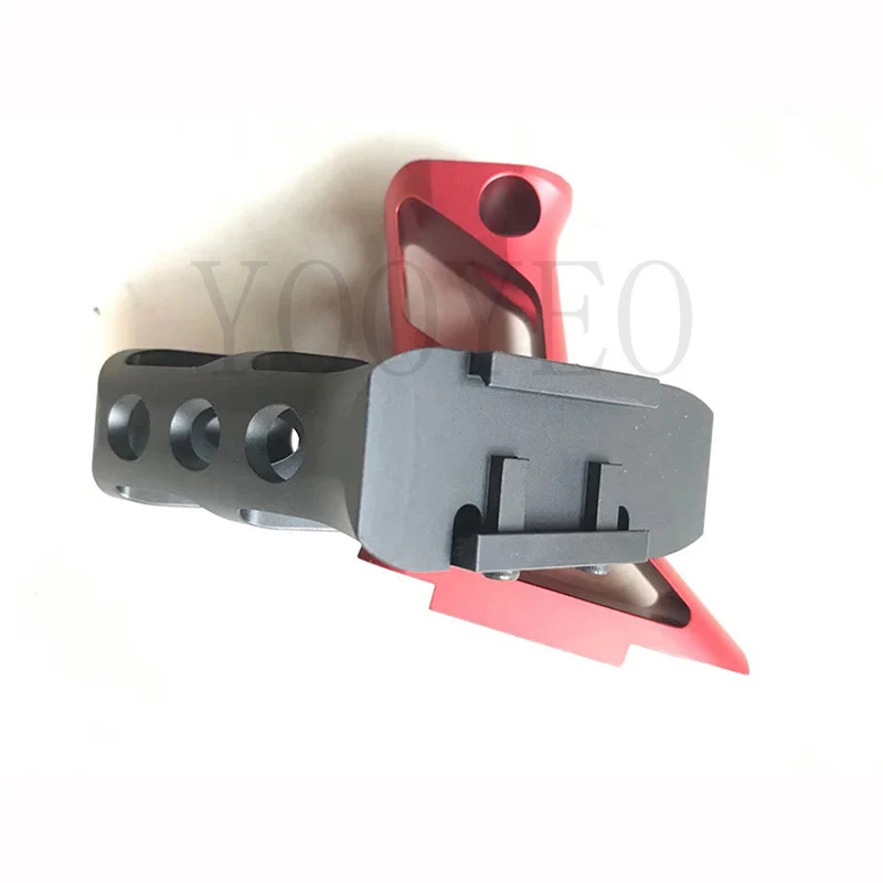 

Outdoor Shooting Metal 20mm Picatinny Rail Handguard Aluminum Light Grip Combat M4 CNC Manufacturing Paintball Accessories