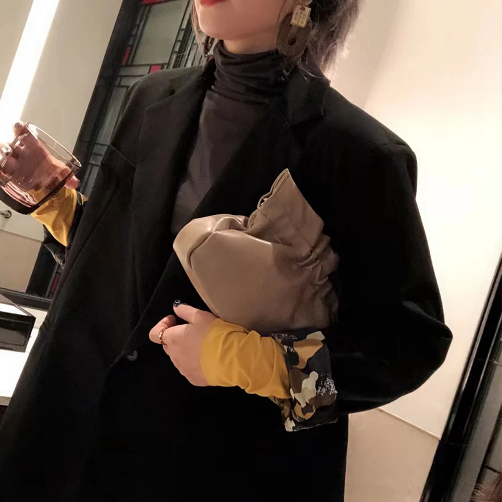 

Drawstring Dumpling Clutche Purse and Handbags Cloud Crossbody Bags for Women Cell Phone Ruched Pouch