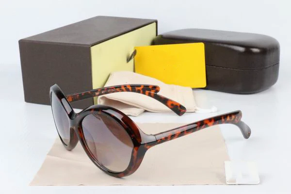 

2021 Adult Round Plasic Sunglasses Women Solid Fashion Beach Sunglasses Men Popular Trend Leopard Print Sunglasses Designer Bran