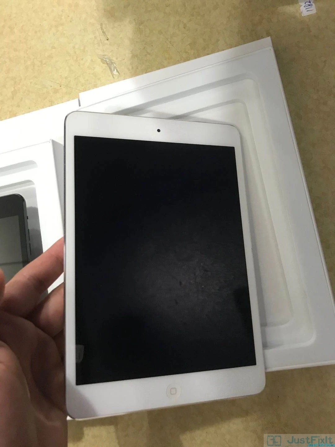 Original Used Apple IPad Mini 1st  7.9  2012 16Gb Silver Black 80% New 100% Test  Good Working