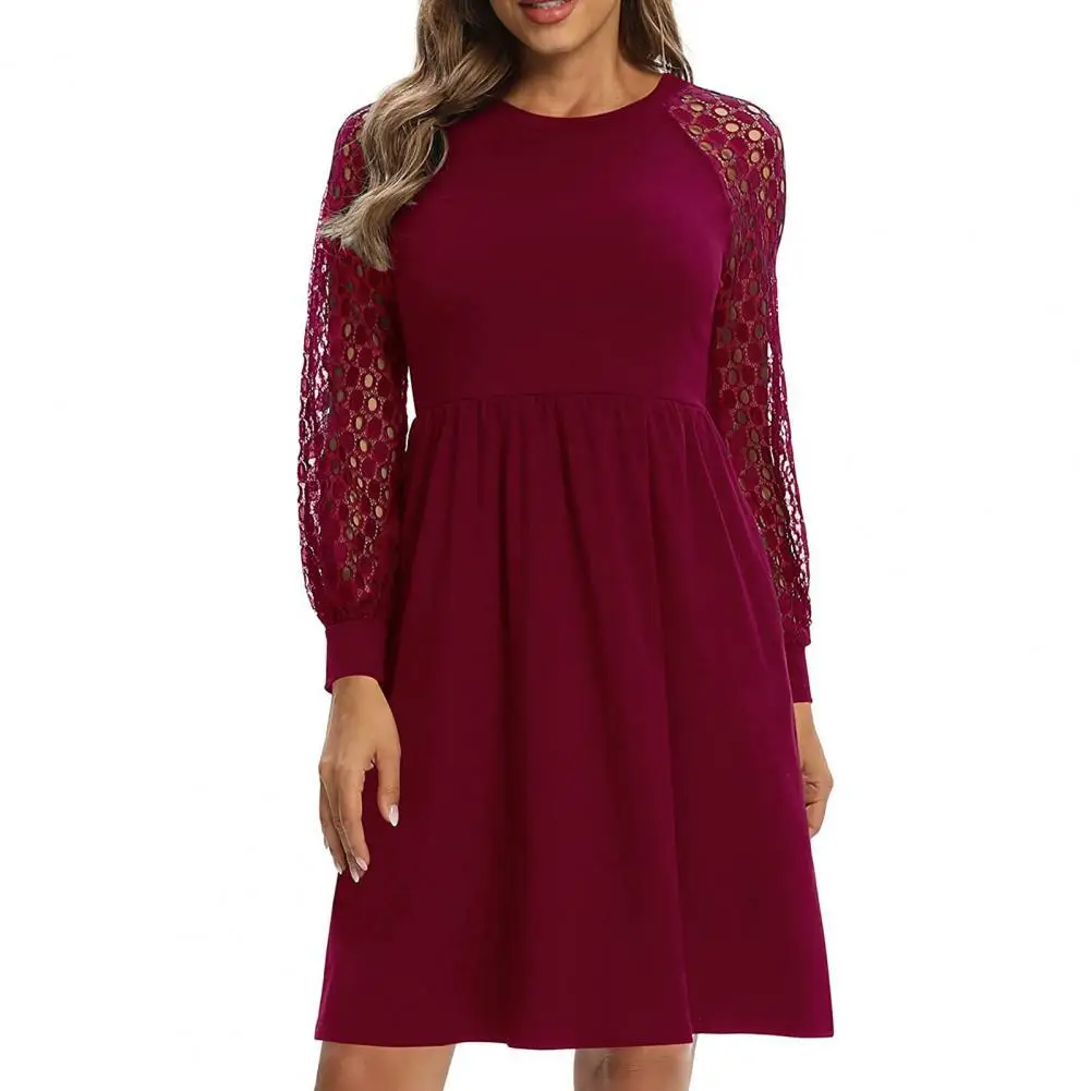 

Женское платье-миди из дышащего материала