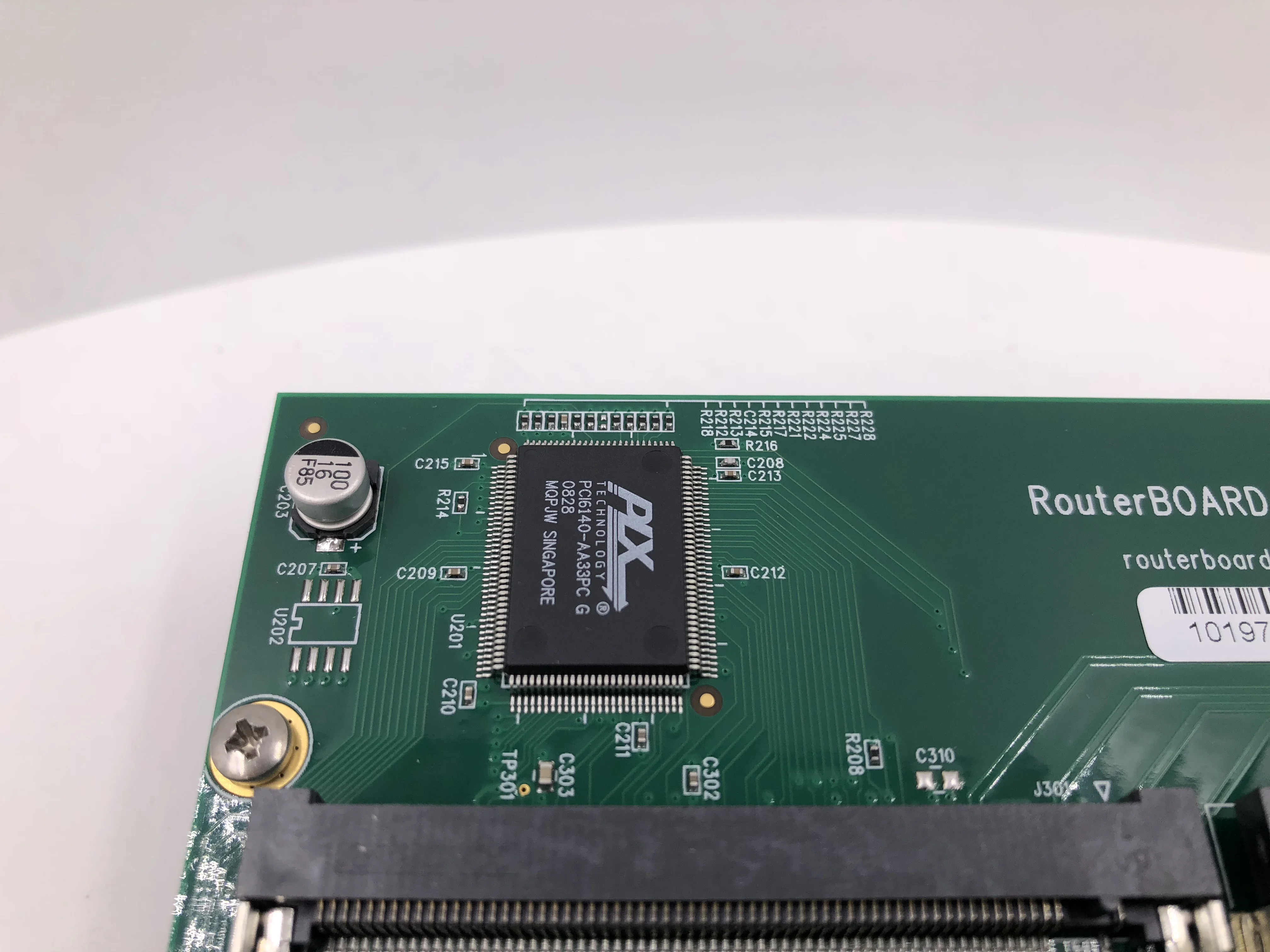 MikroTik RouterBOARD 604 дощатая плата для rb800.добавьте еще четыре беспроводные карты miniPCI К