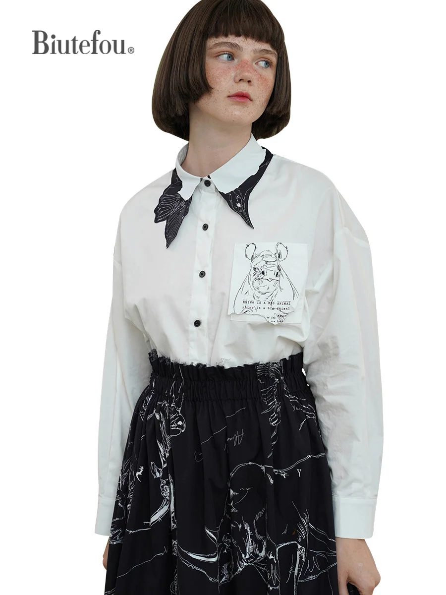 【Biutefou】Original Design 2022 Autumn Women Black White Sketch Irregular Collar Shirt