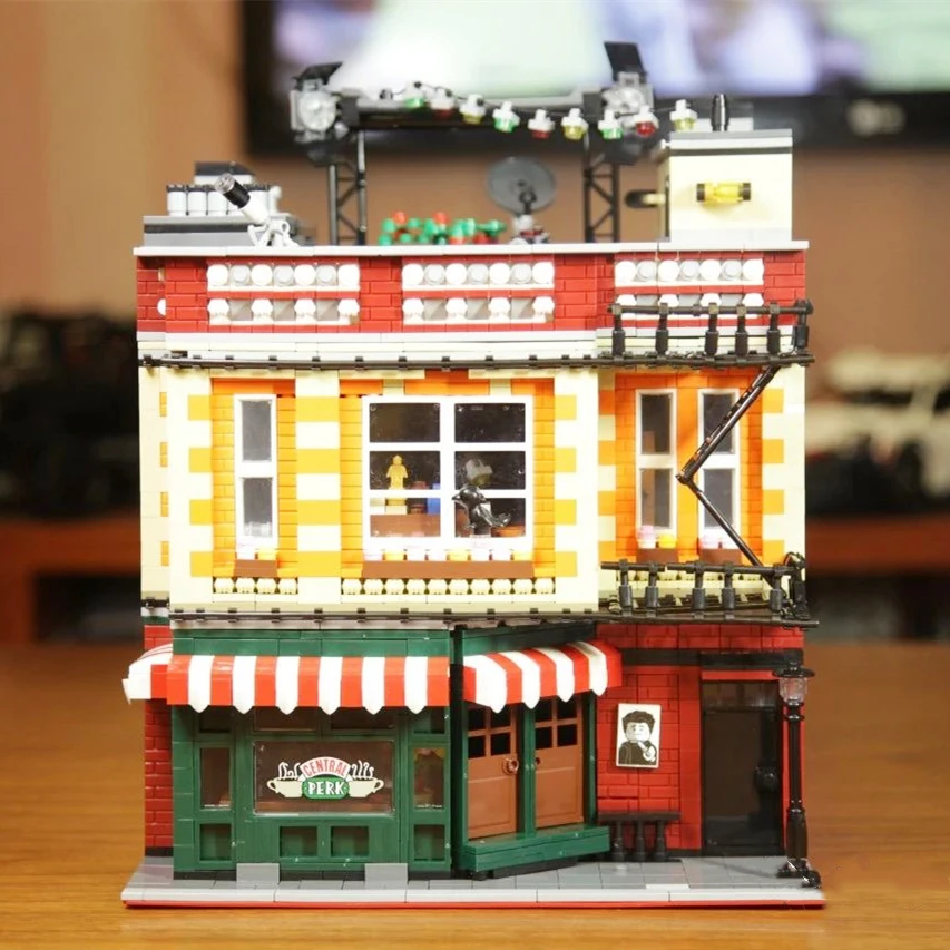 

Кубики для конструктора OldFriends Central Perk BigBangg теоретическая модуля со светодиодный светильник кой MOC 34463 Креативная идея конструктор Кубики Иг...
