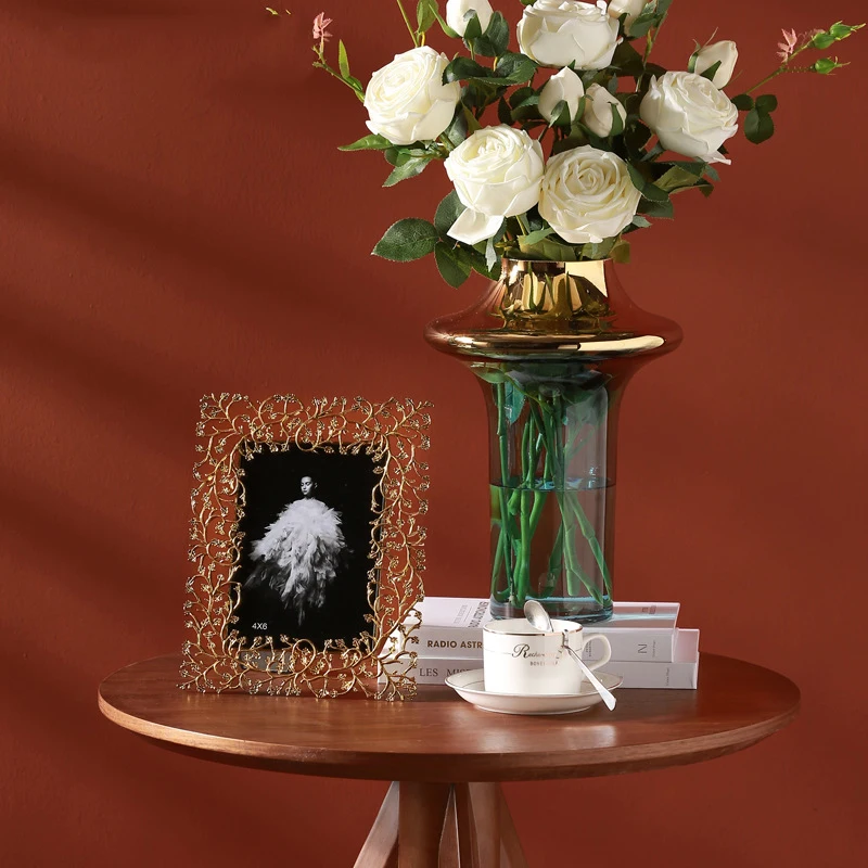 

Creative Fashion Light Luxury Golden Photo Frame Set Decoration Photo Photo Frame Living Room Bedroom Home Decoration Furnishing