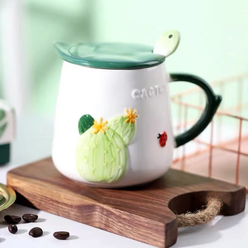 

Creative Ceramic Mug With Lid Spoon Household Water Cup Office Women's Coffee Breakfast High-Value Cute Embossed Design kubek
