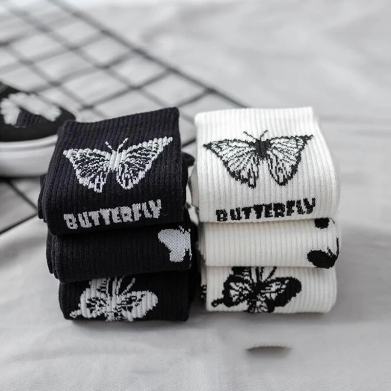 

New Butterfly Socks Women Streetwear Harajuku Crew Women Socks Fashion EU Size 35-40 High Quality Skateboard Socks Middle Socks