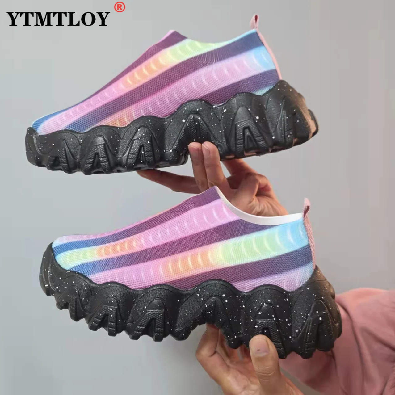 

Fashion New Ladies Sports Shoes Outdoor Lightweight Female Running Shoes Casual Mesh Breathable Solid Color Women Sneakers