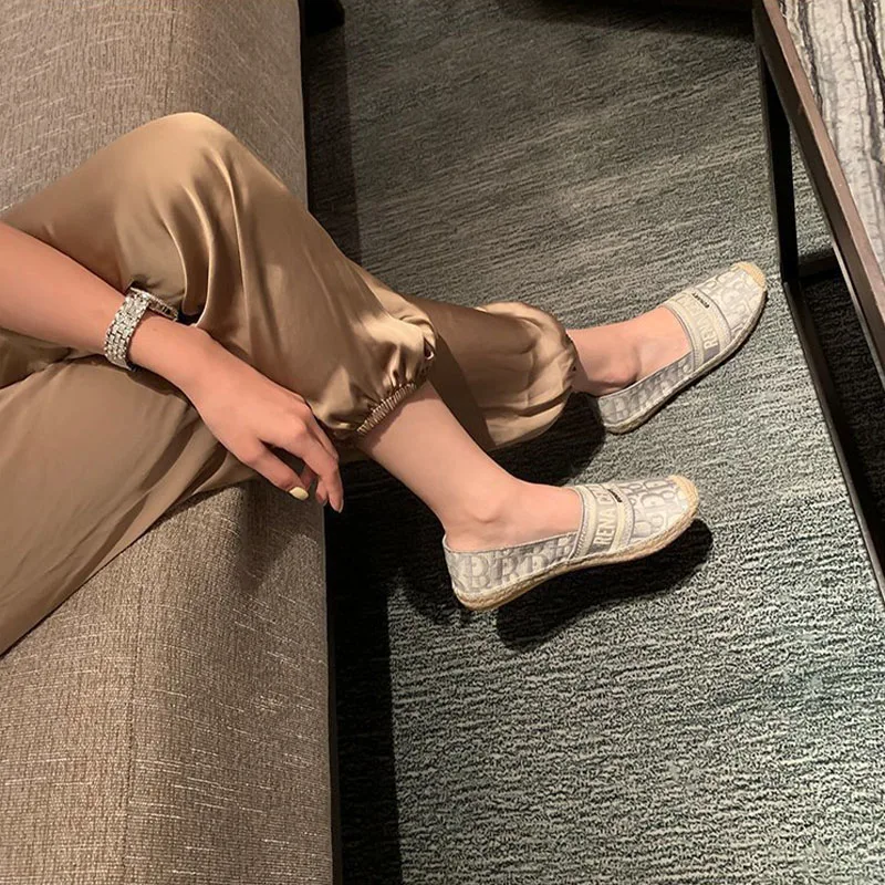 

Women's 2021 summer new canvas embroidered linen slippers woven casual canvas shoes