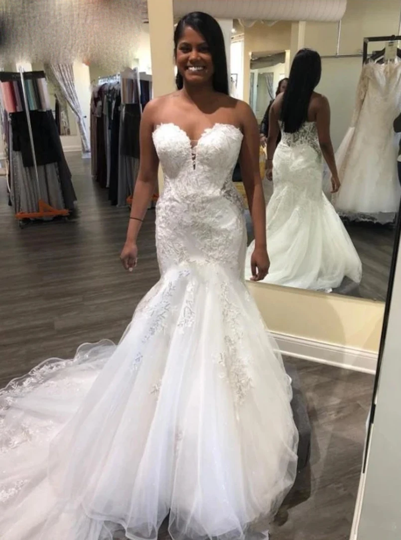 

Elegant Mermaid Wedding Dresses Sweetheart Lace Appliques Bridal Gowns Covered Button Back Vestidoe De Noiva Tulle Bride Dresses