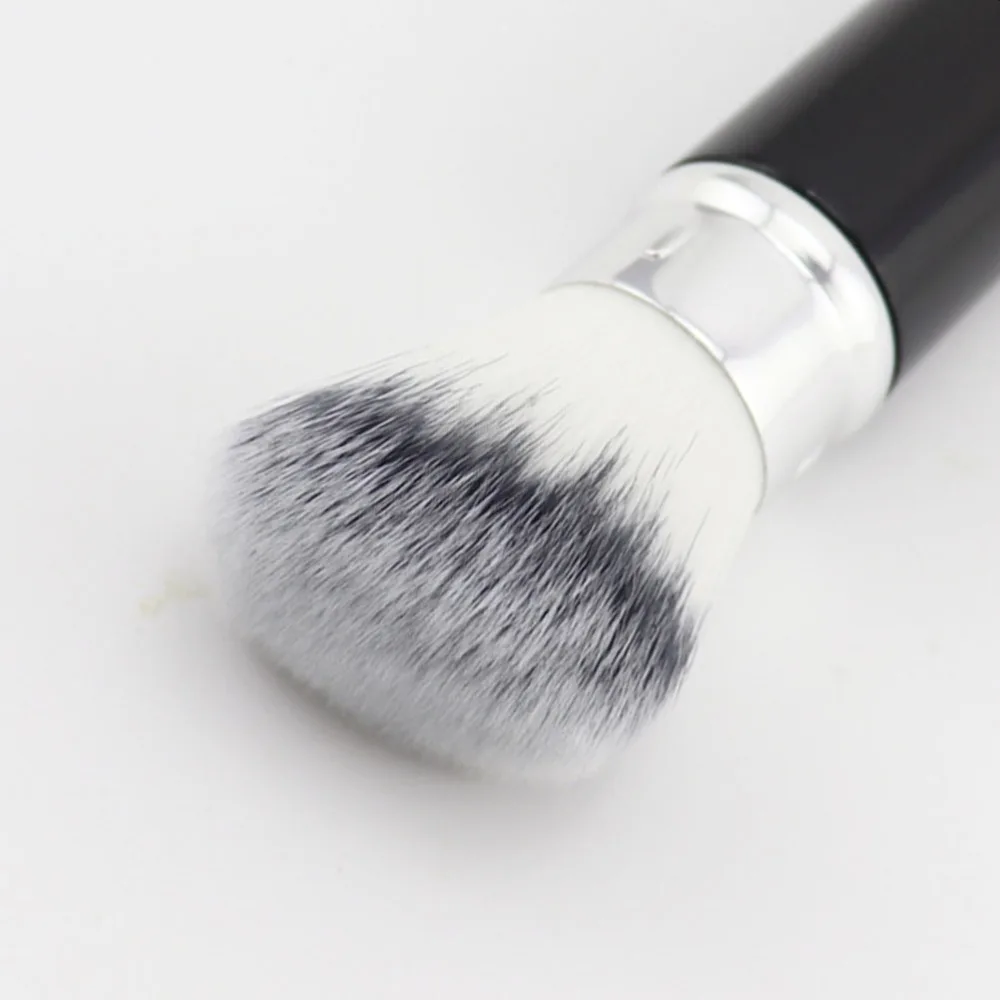 

1pc Arc Shaped Blusher Makeup Brush Aluminium Handle Powder Brush Beauty Cosmetic Tools