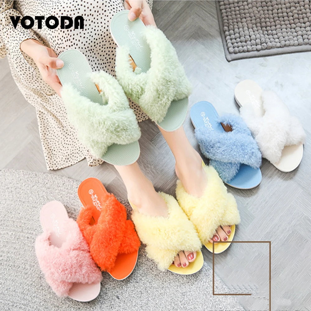 

Летние женские плюшевые тапочки; женские шлепанцы с перекрестным мехом; милые сандалии ярких цветов; женские модные вьетнамки на плоской по...