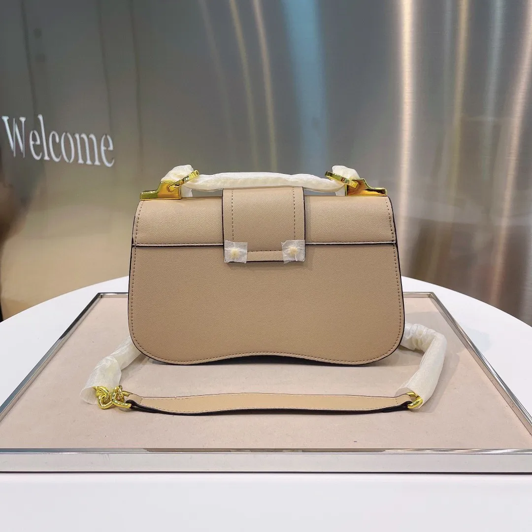 

New product recommendation fashion small square bag simple personality single shoulder messenger bag lady clamshell organ bag