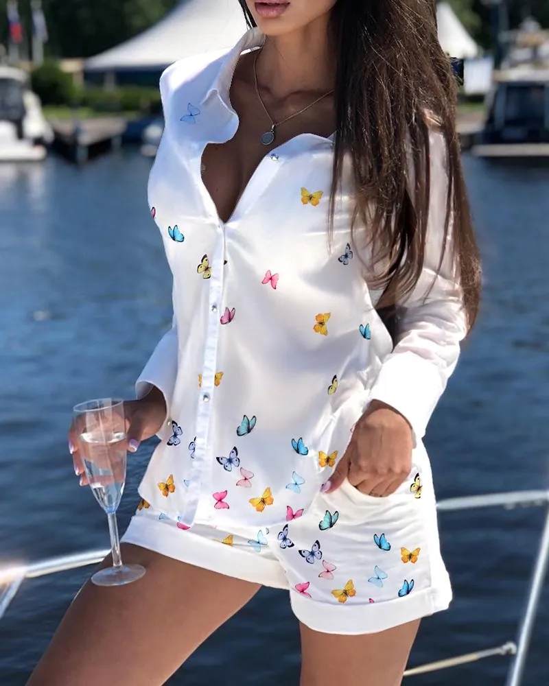 

MKD LUFI комплект из топа на пуговицах с принтом бабочек и шорт с карманами, комплект из двух предметов для женщин