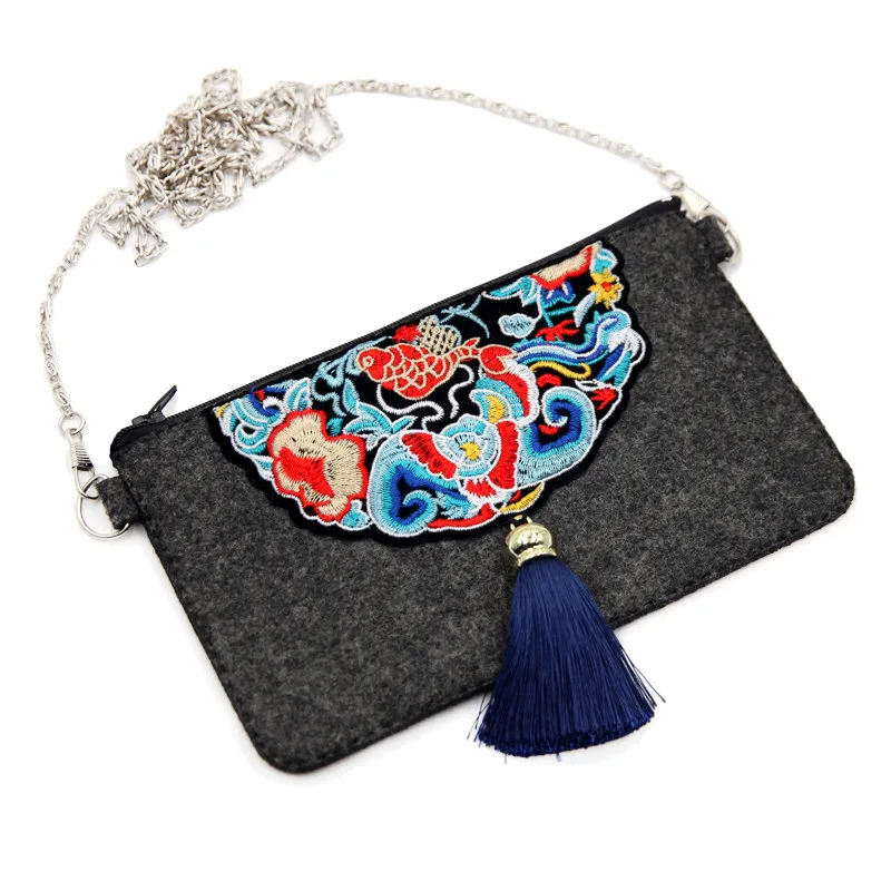 

DIY Craft Kit Coach Women Handbags Chinese Classical Embroidery Style Tassels Shoulder Bag Handmade Needle Felt Material Package
