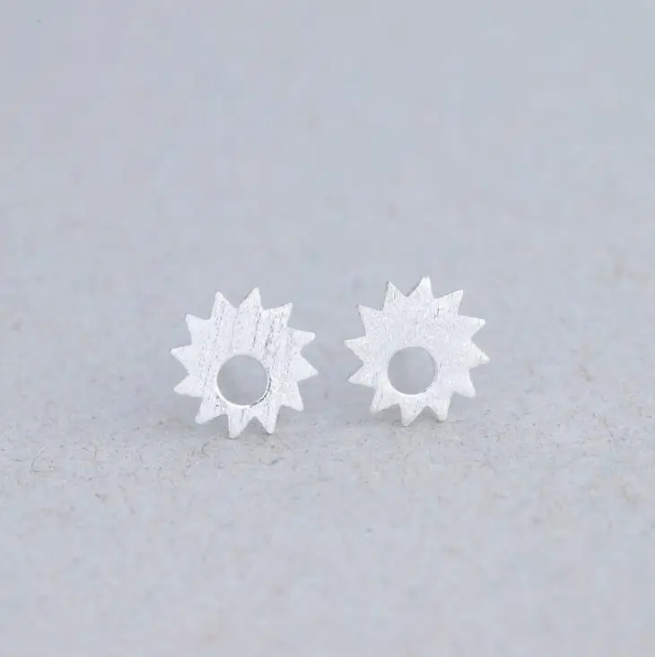 

Классические женские ювелирные изделия LVE18, серьги-гвоздики из серебра 925 пробы в виде маленького солнца, подарок для молодой девушки, изыск...