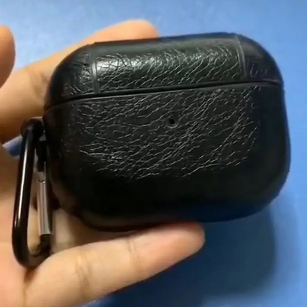 Кожаный чехол для AirPods Pro противоударный беспроводной зарядный черный Airpods 2019