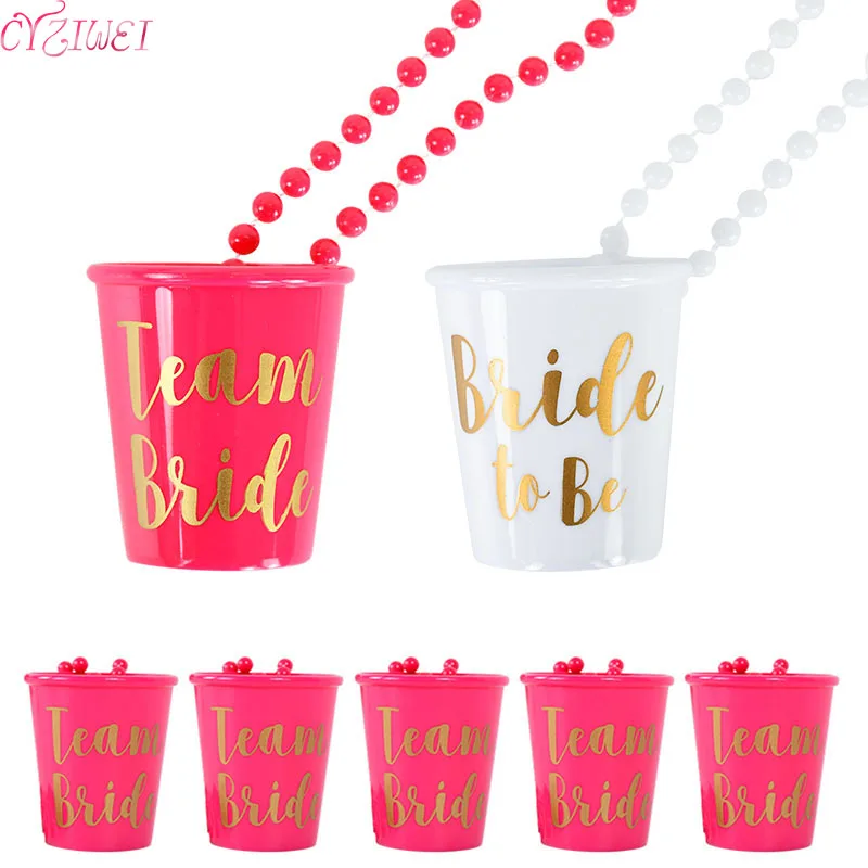 

5pcs Team Bride To Be Cup Plastic Shot Glasses Necklace Beads Drinking Cups for Wedding Bridal Shower Hen Party Decoration