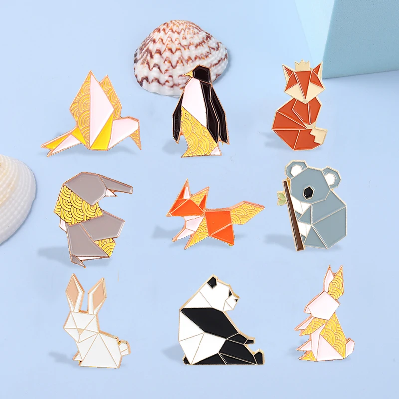 Origami Animal Enamel Pinpengu Fox Panda Koala Alpaca Brooches Backpack Lapel Pin Badge Jewelry Gift Freinds Accessories Custom