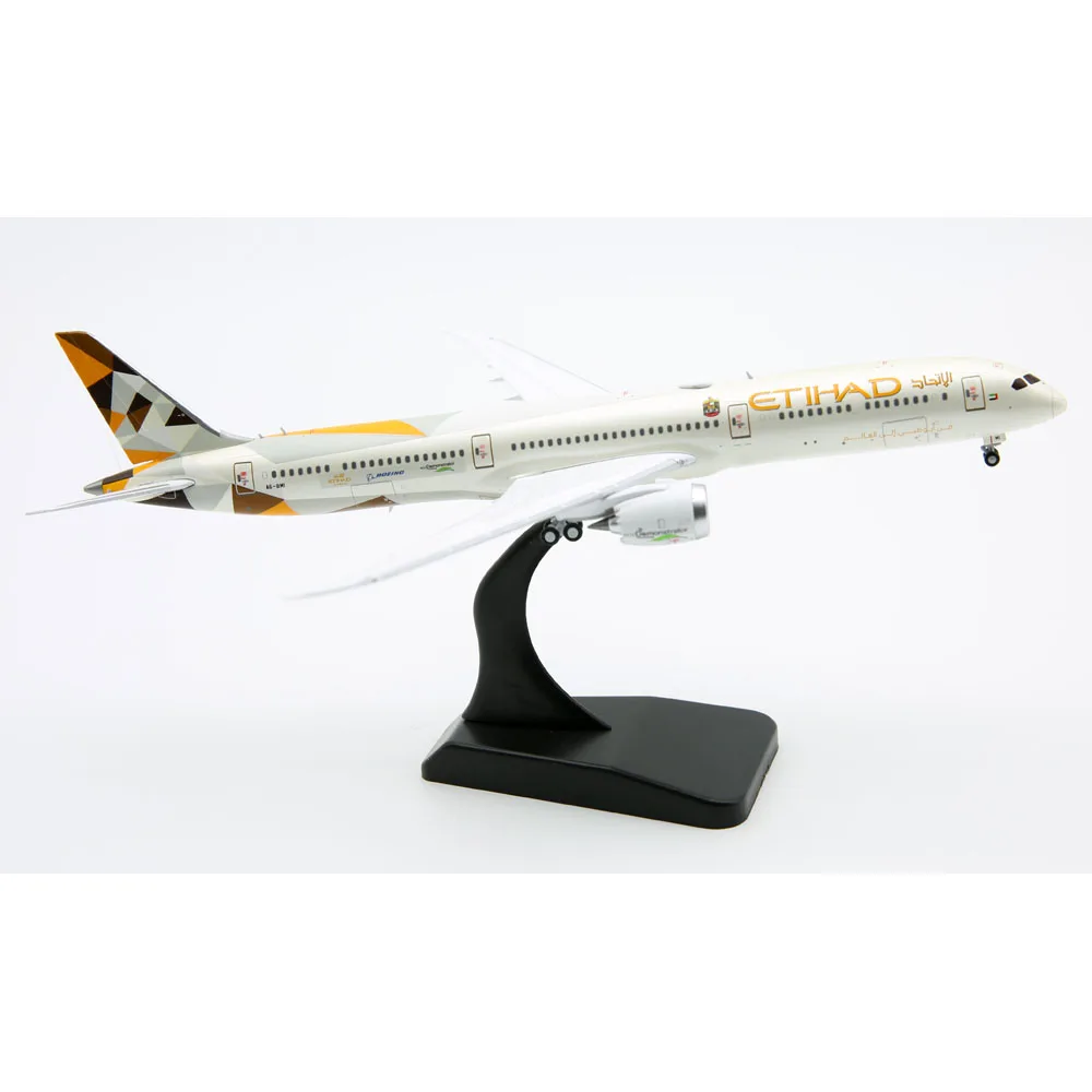 Коллекционный самолет из сплава модель летательного аппарата 1:400 искусственного