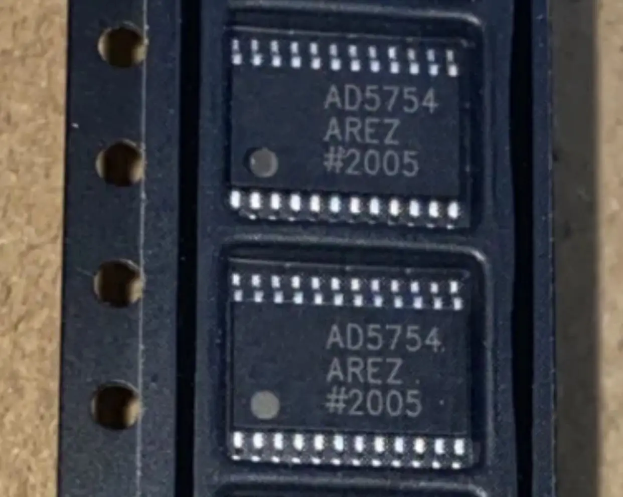 

2 шт./ad5754резы AD5754 Арес TSSOP