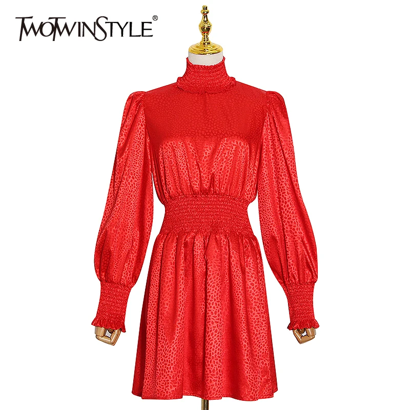 Женское Повседневное платье TWOTWINSTYLE Черное мини-платье с воротником-стойкой