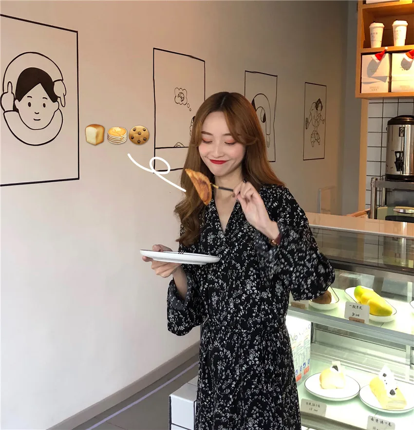 Осенне зимнее черное винтажное шифоновое платье с цветочным рисунком в стиле