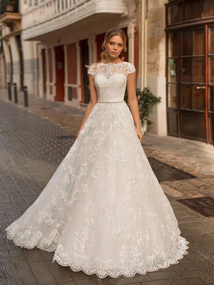 

Wedding dress Lace wedding dress retro atmosphere sleeveless 3d flower belt decoration o-neck big skirt buttons lace tailing