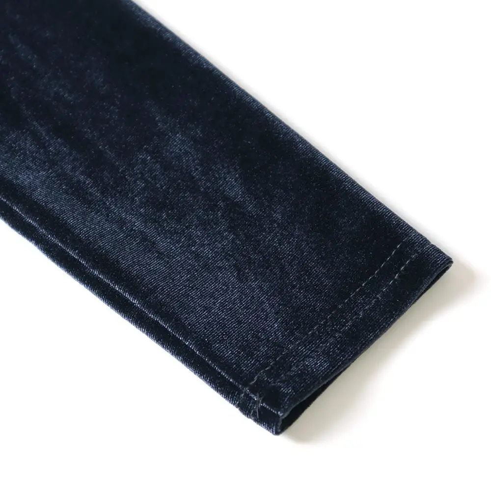 Осенне-зимние платья с разрезом на бедрах и открытой спиной женское золотистое