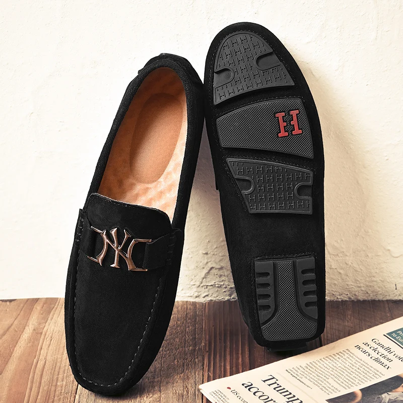 

New Luxury Suede Casual Men Shoes Comfortable Male Casual Sneakers Slip-on Flats Shoes for Mens Popular 2020 Walking Shoes Man