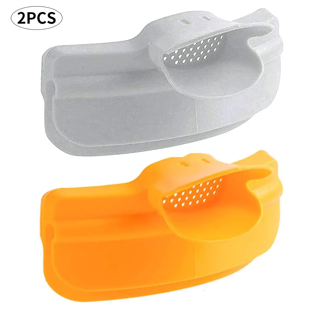 

Portable Silicone Liquid Funnel Anti-Spill Slip Pour Soup Funnel On Pour Soup Spout Funnel For Pot Pans Bowl Kitchen Gadget Tool