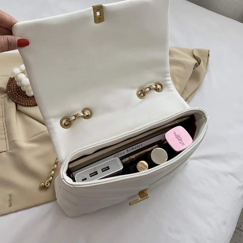

Spring new women's bag fashion retro chain bag simple atmosphere flip women's shoulder bag