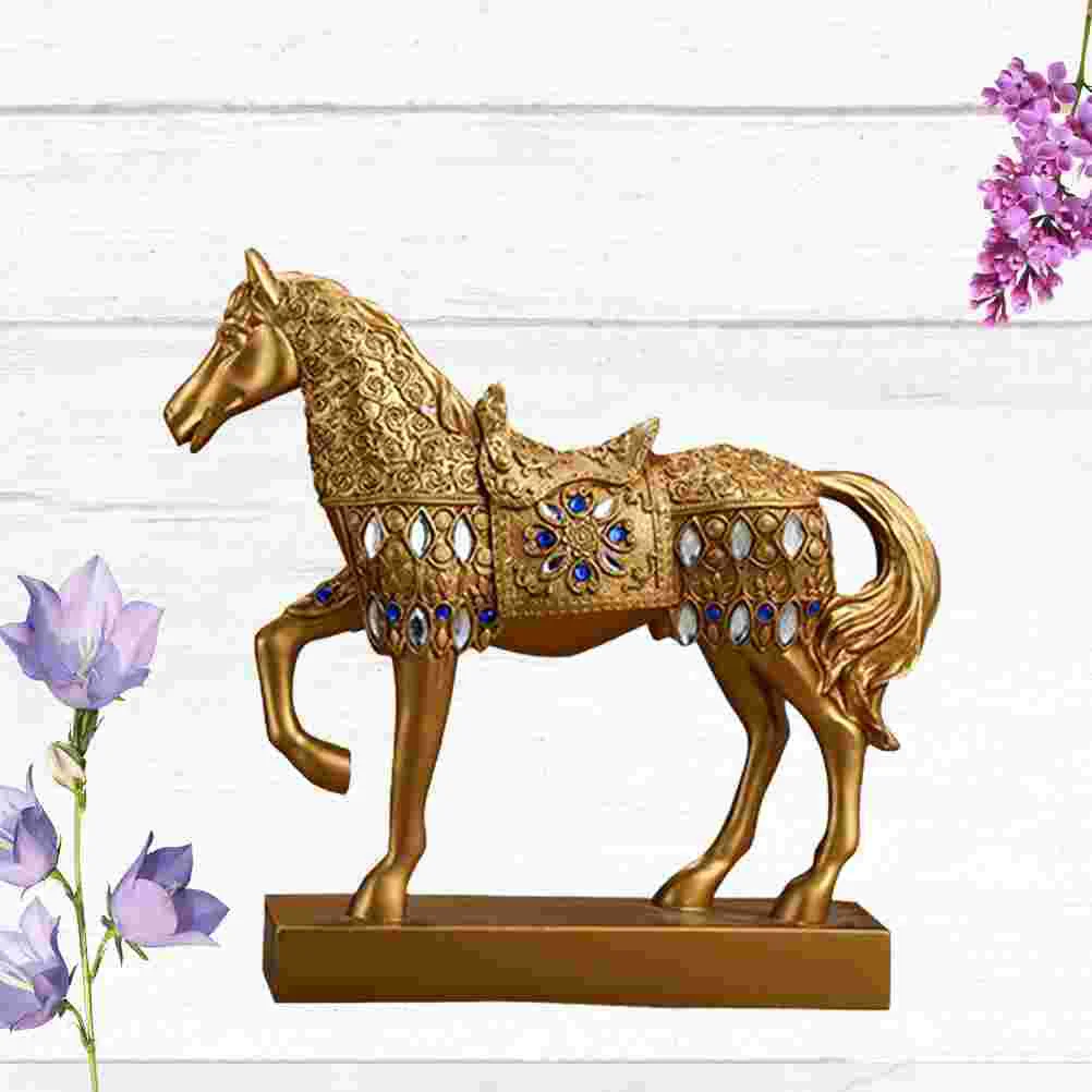 

1Pc Resin Horse Crafts Creative Delicate Starting Business Ornament Home Office Decoration (Random Color)