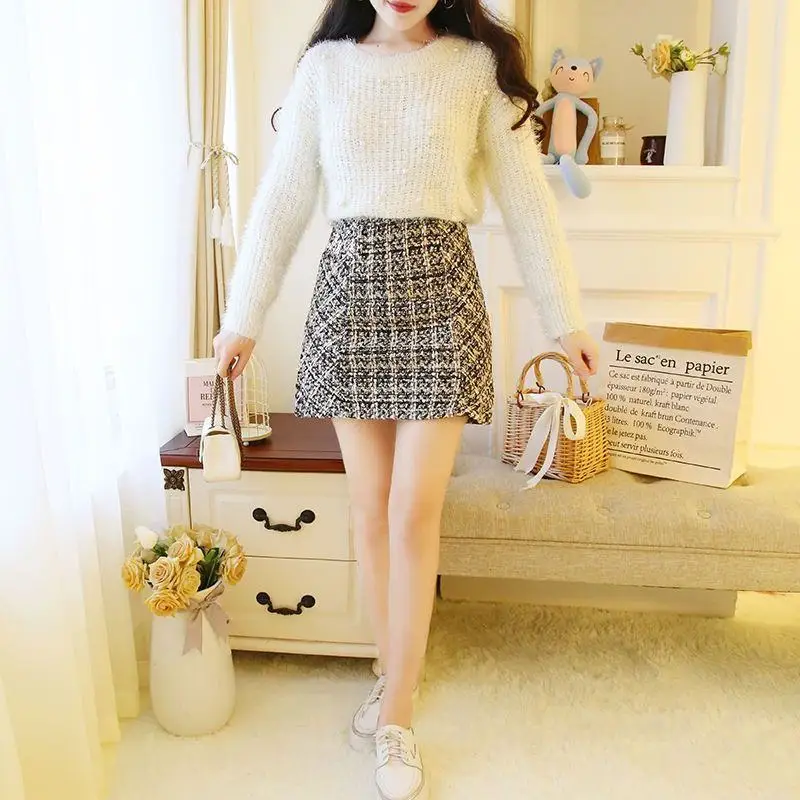 white with kaqi Осень зима спортивный костюм для женщин Дамы Бисероплетение вязаный свитер+ юбка комплект из двух предметов Женский Винтаж тонкая одежда костюмы F75 - Цвет: white with kaqi