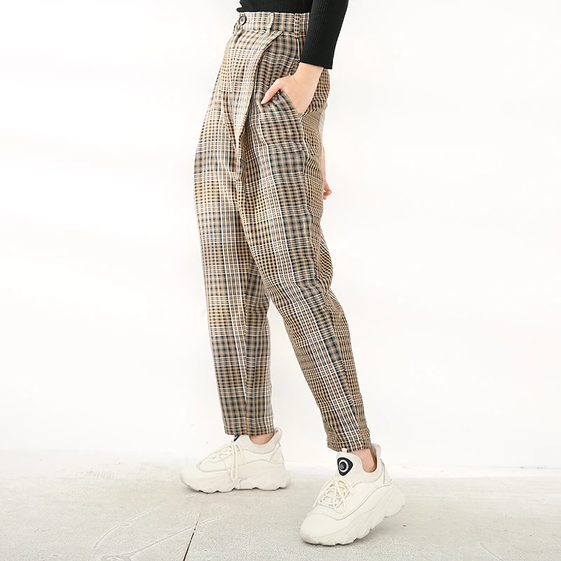 [EAM] High Waist Khaki Plaid Long Pleated Leisure Trousers New Loose Fit Pants Women Fashion Tide Spring Autumn 2021 1H09404
