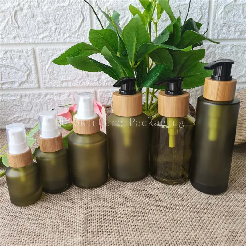 

Sample Free Green frosted Glass lotion bottle with Bamboo pump,cosmetic packing,cosmetic bottle,packing for liquid