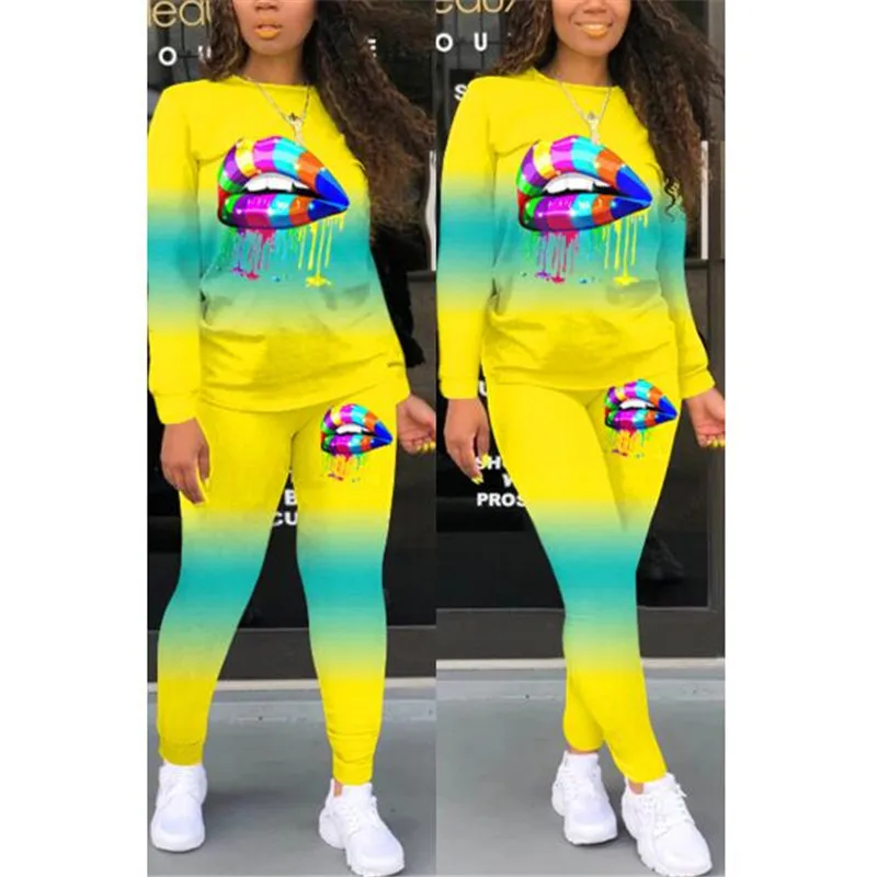 Модный женский костюм-двойка комплект из футболки с цветочным принтом круглым