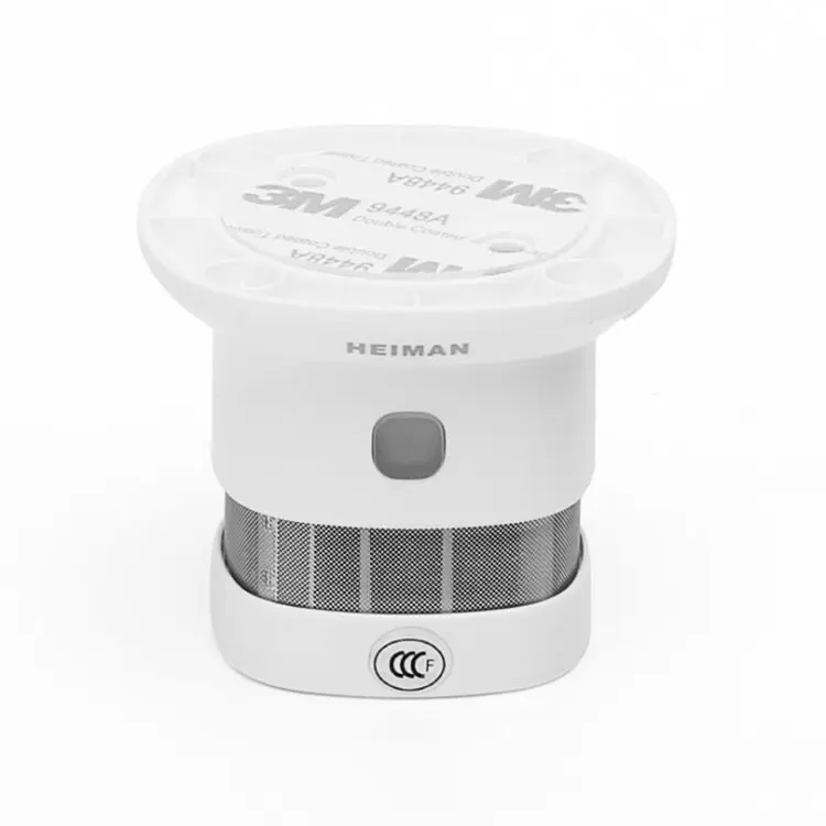 

Tuya Zigbee 3.0 Smoke Detector Fire Alarm Detector Smoke Sensor Battery Powered Home Alarms security Work With Smart Life APP