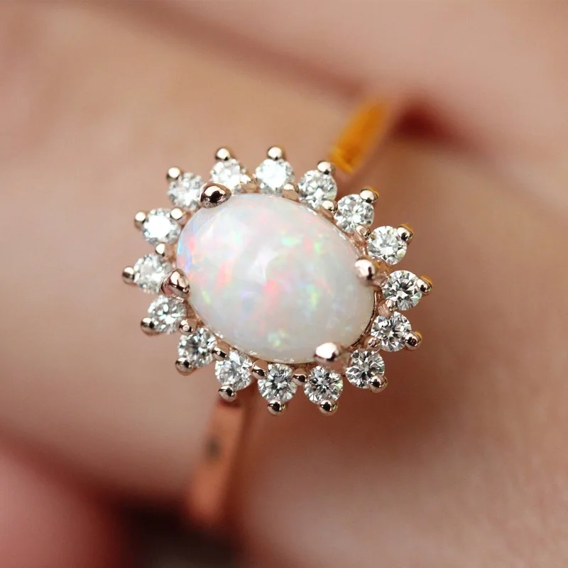 

Hot Sale New Egg-Shaped Opal Ring Female 18K Rose Gold Plated Royal Ornament