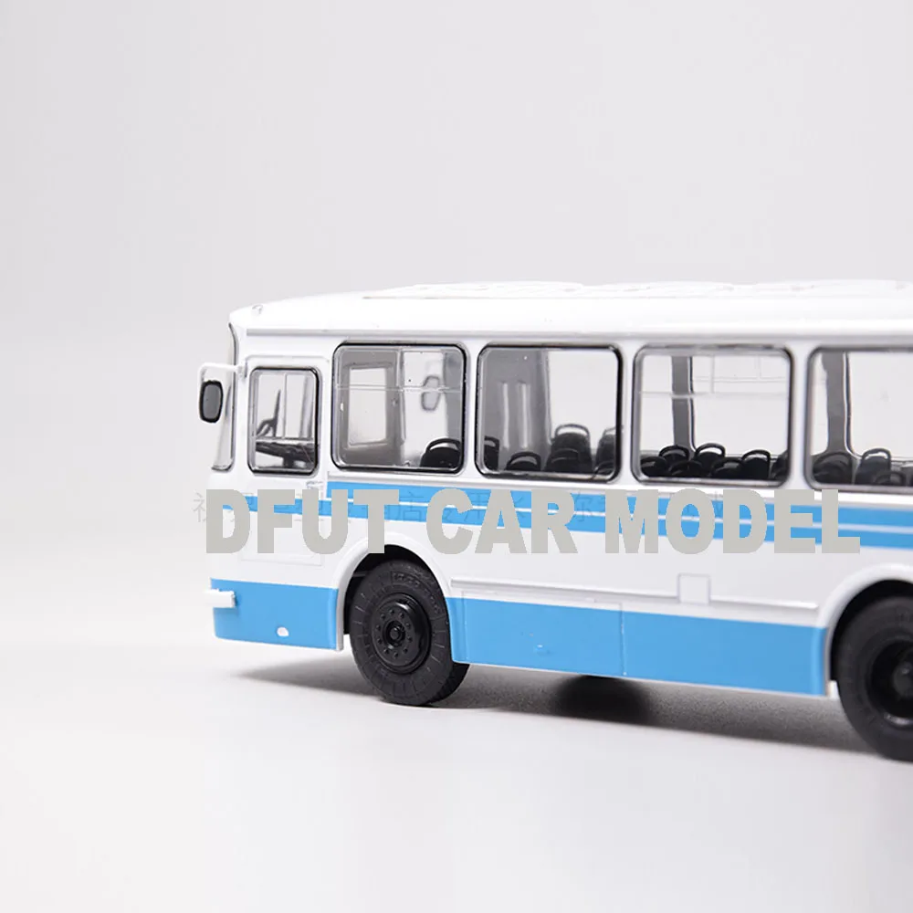 Масштаб 1:43 игрушка из сплава модель российского стандартного автобуса детский