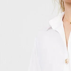 

Shirts & Blouses