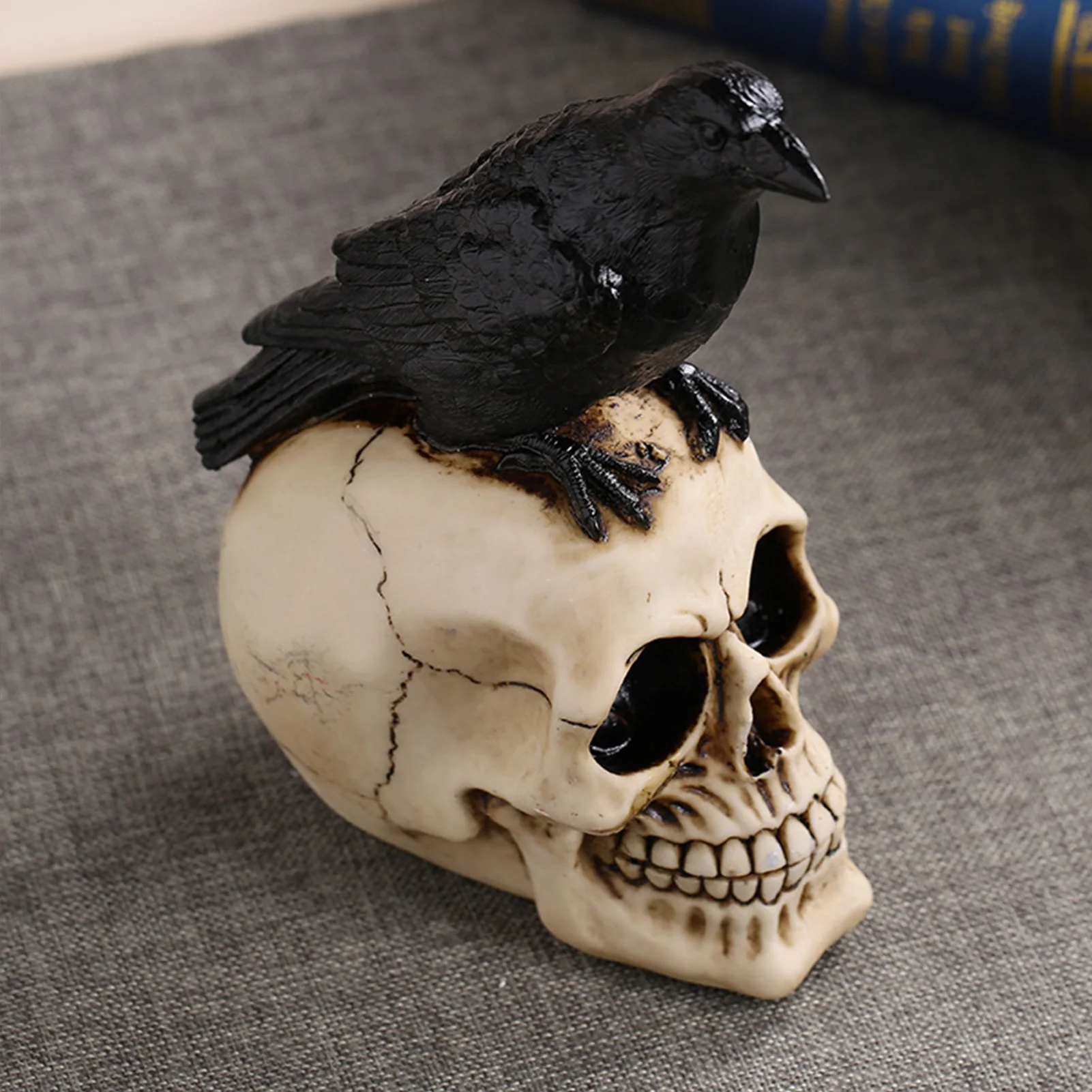 Creative Vintage Skeleton Statue Halloween Skull Crow Sculpture Ornament Decor Home Office Desk Decoration Crafts Gift | Дом и сад