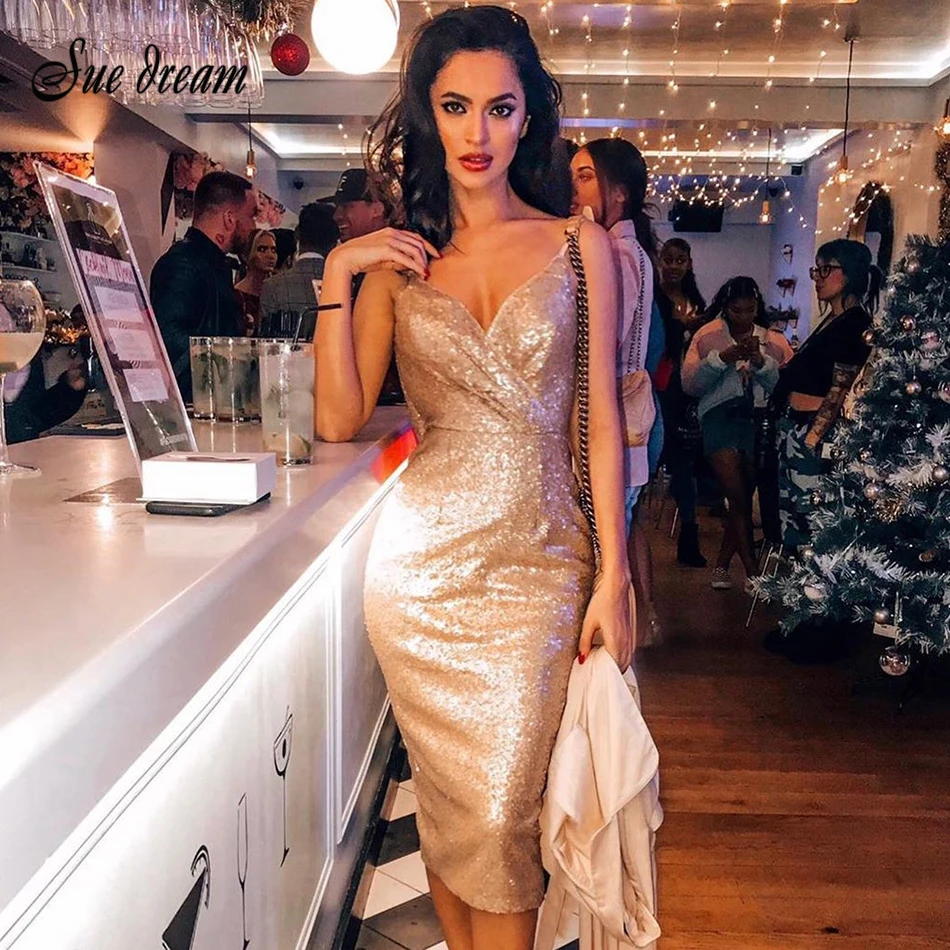 Женское платье с блестками Осеннее облегающее до колена треугольным вырезом и