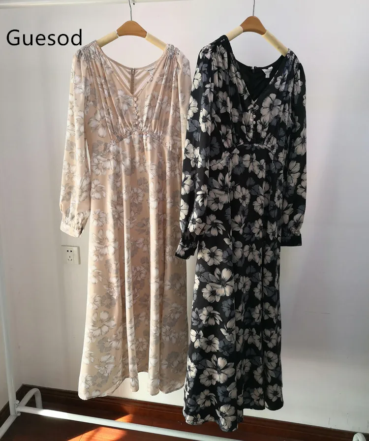 

Женское платье с цветочным принтом, V-образным вырезом и высокой талией