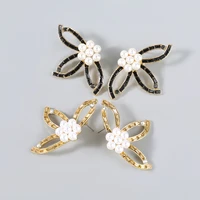 gold pearl stud earrings for women elegant charming statement bijoux jewelry 2021 fashion new lady exquisite stud earrings ht210
