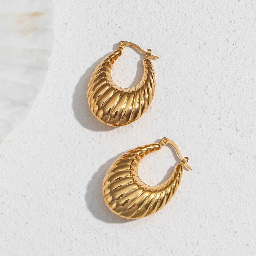 

2021 New Exaggerate Female Stylish Hollow Oval Round Texture Croissant Hoop Earrings Stainless Steel PVD Plating Gold Hoops