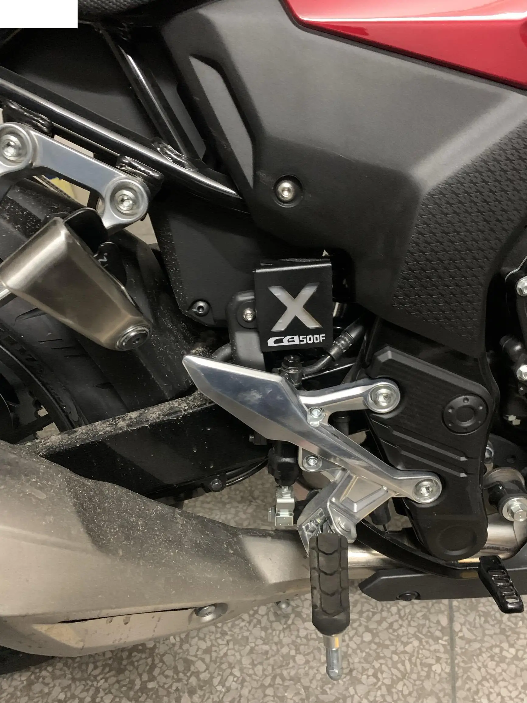 

Задняя крышка тормозной жидкости для мотоцикла Honda CB400F 2019 2020 2021