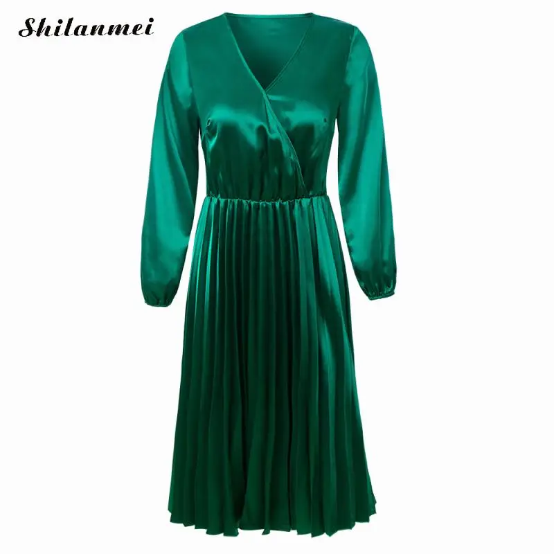 

Vintage Green Satin Dress Women 2019 Autumn V-Neck Pleated Sexy Long Dress Female A-Line Long Sleeve Elegant Party Dresses
