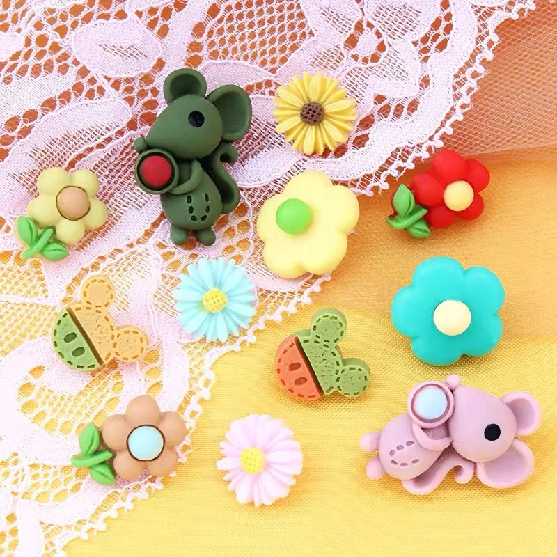 

5PCS Children's Clothing Decoration Accessories T-shirt Shirt Button Daisy Cartoon Buttons Color Animal Hand-sewn Buckle