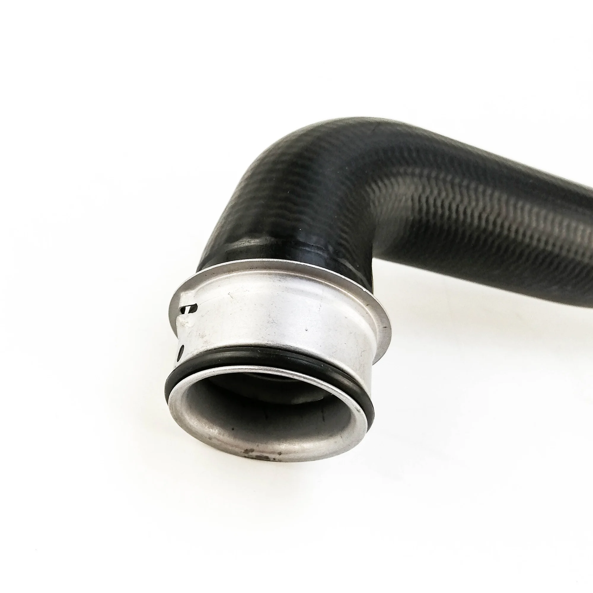A2045010182 2045010182 upper suction hose connection water tank for Mercedes Benz C180 / 200 E200 | Автомобили и мотоциклы